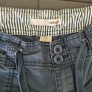 refuge Slate Blue Button-Front Drawstring Cargo Style Capri